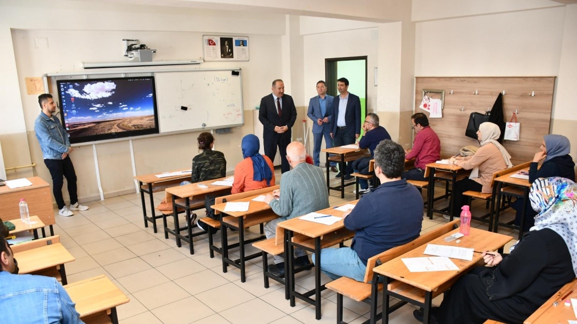 Aileler Yarışıyor Kitap Okuma Yarışması