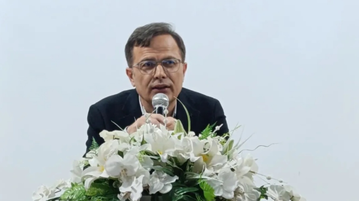 Doç. Dr. Kenan Bölükbaş ile Söyleşi